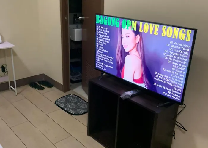 Queen Studio